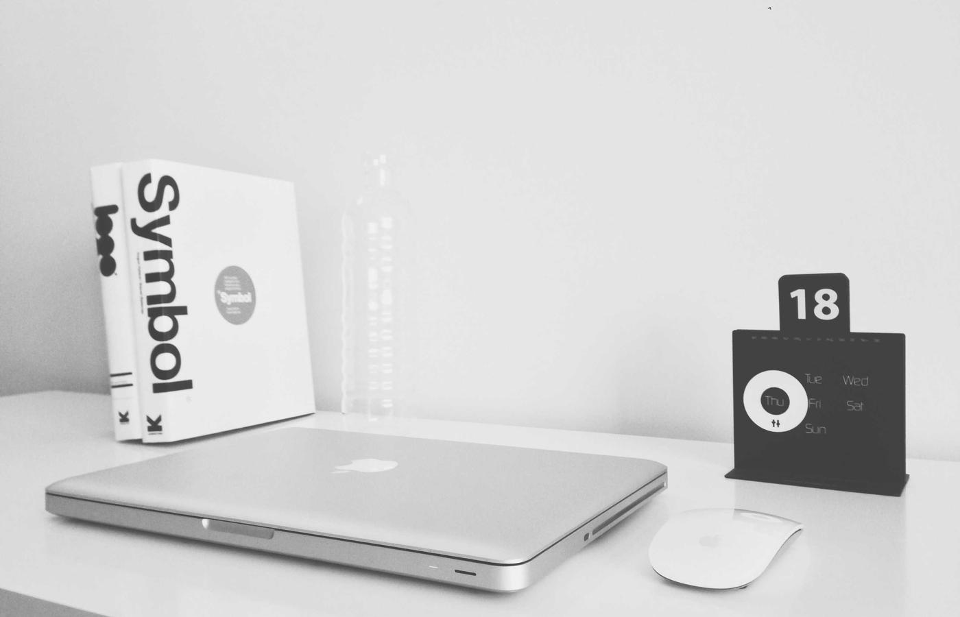 Panouri solare instalate la o fermă